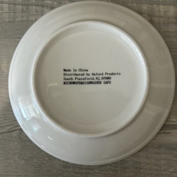 Christmas Plates, Set of 3 - Picture 5 of 6